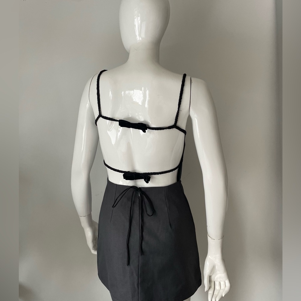 Backless Bow Detail Mini Dress – Charcoal Grey Structured Party Dress - Picture 7 of 7